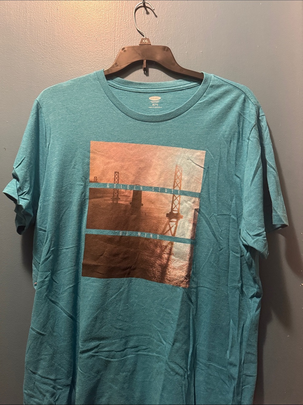 Old Navy Teal Short Sleeve Tee with Metallic Copper Bridge Graphic